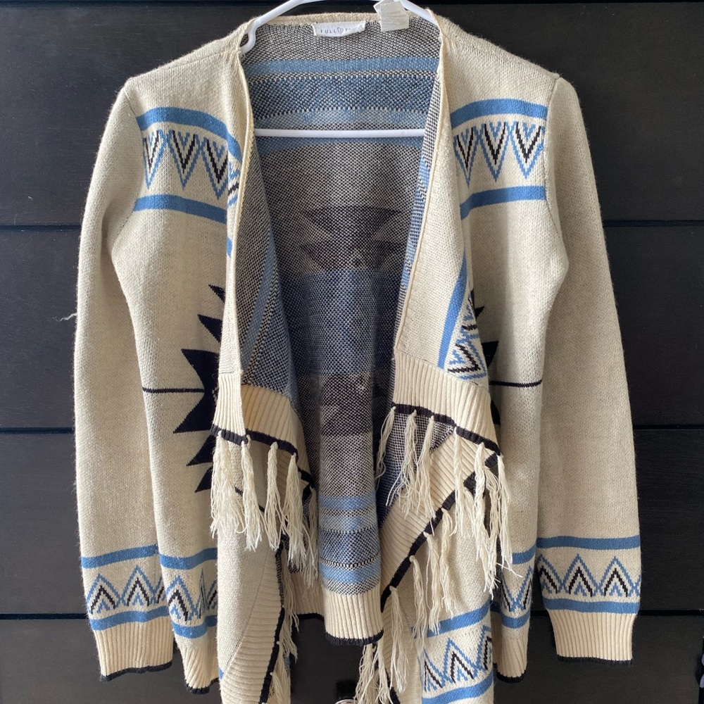 Tilly’s cream cardigan size S